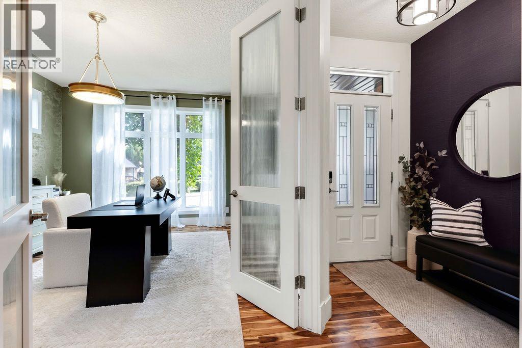 Single Family House for Sale in   Street SW Killarney/Glengarry Calgary 