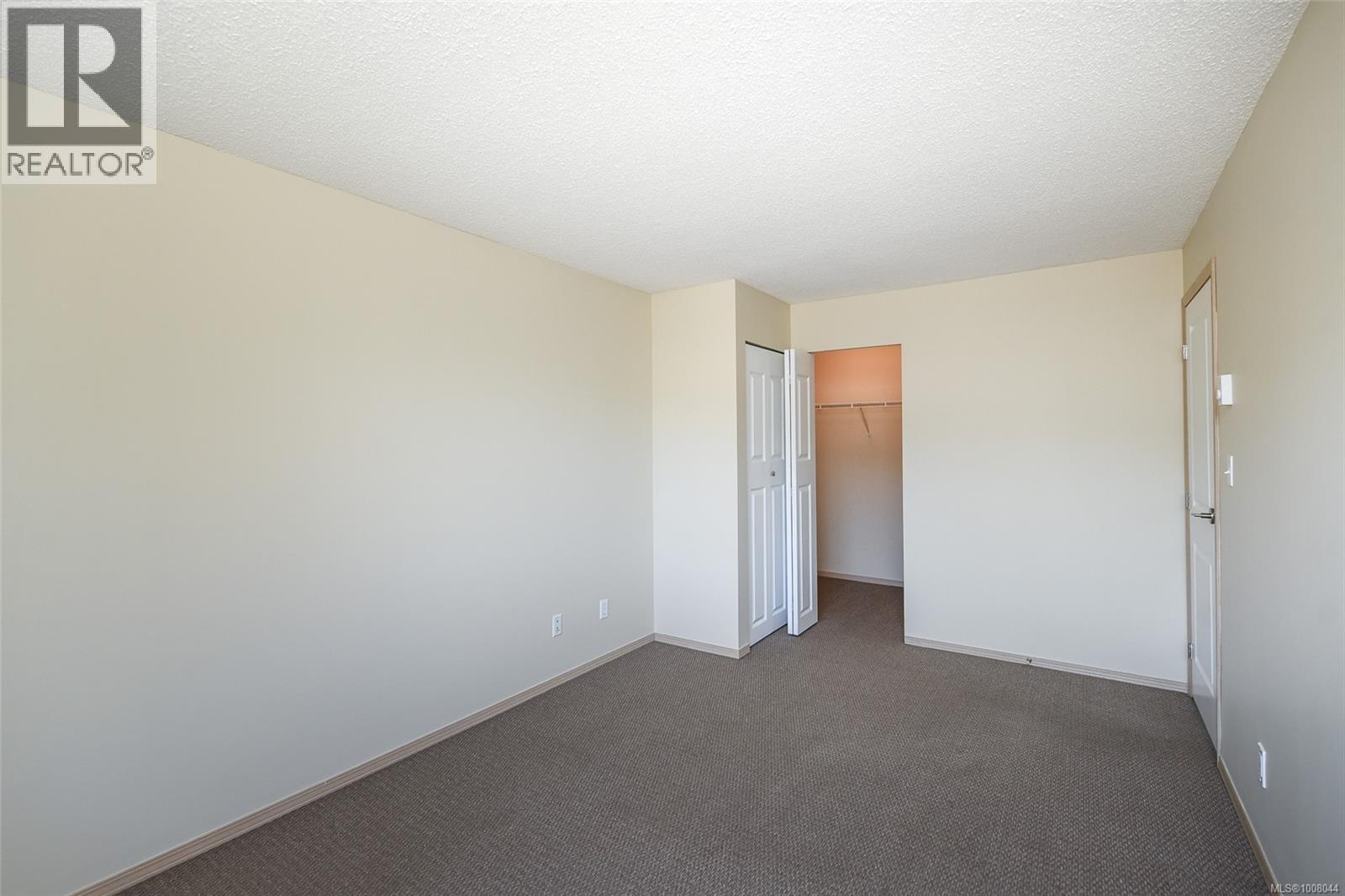 202A 698 Aspen Rd, Comox