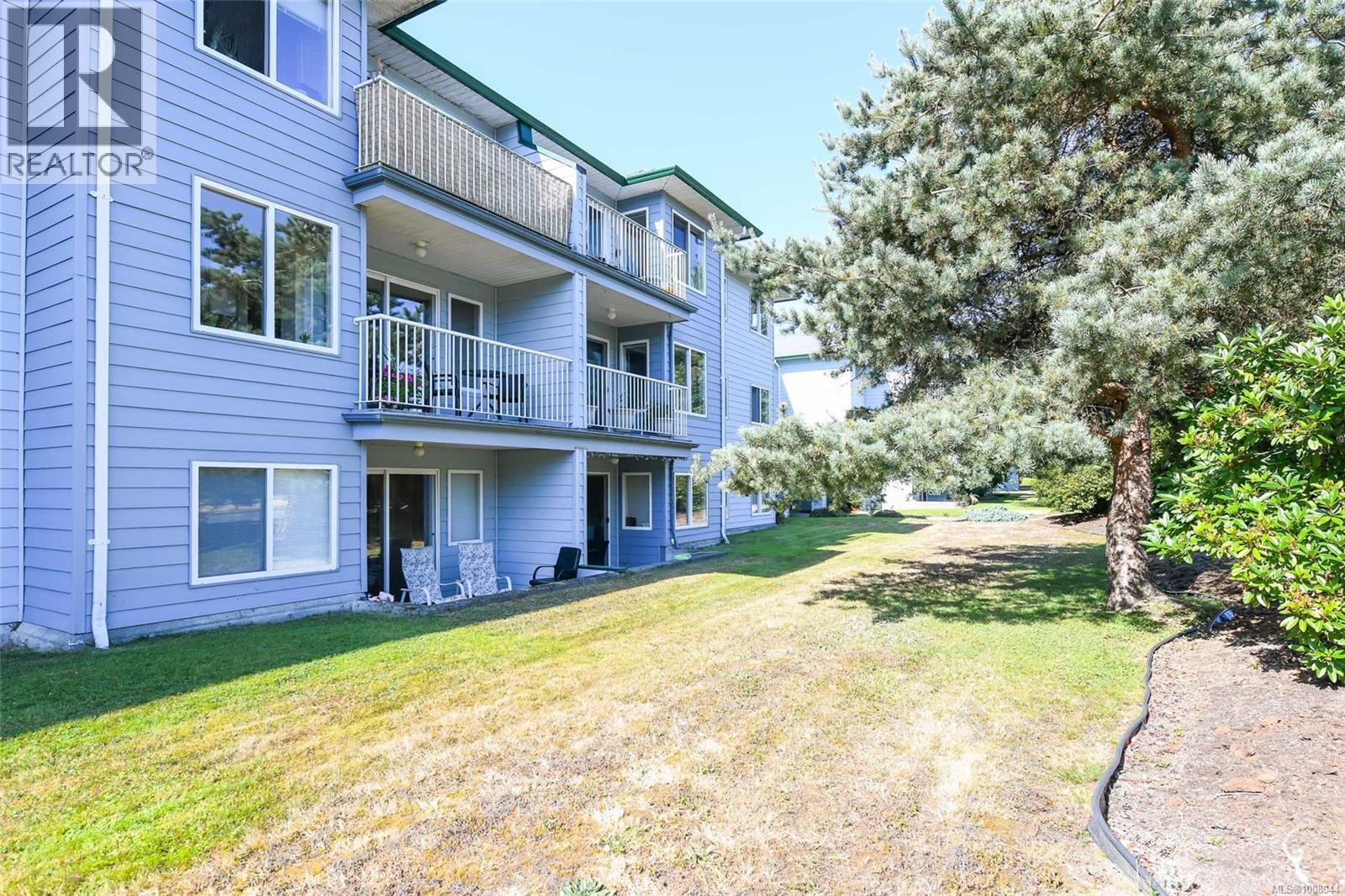 202A 698 Aspen Rd, Comox