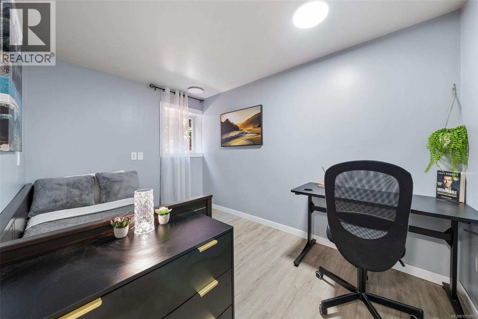 999 Furber Rd, Langford
