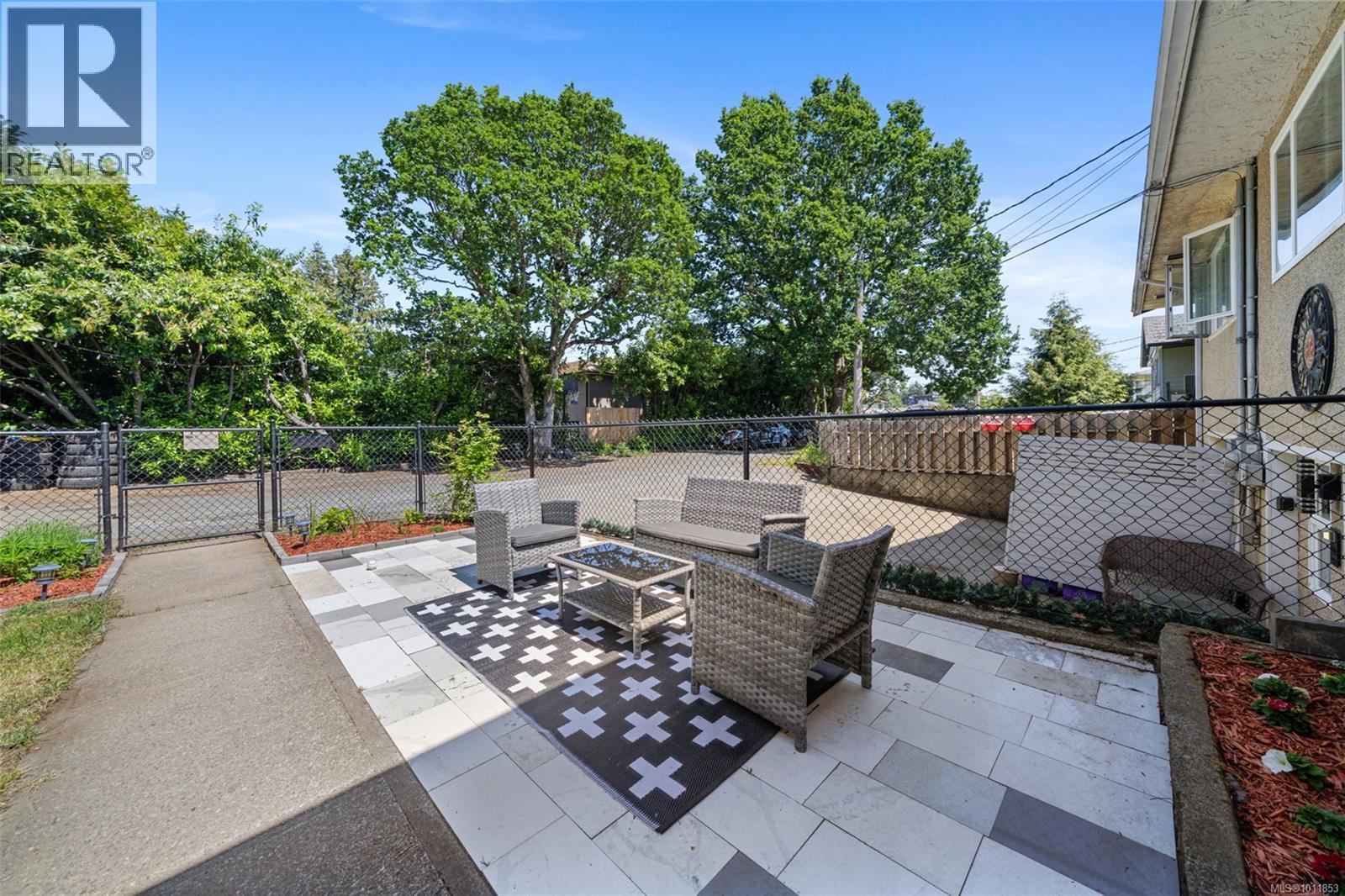 999 Furber Rd, Langford