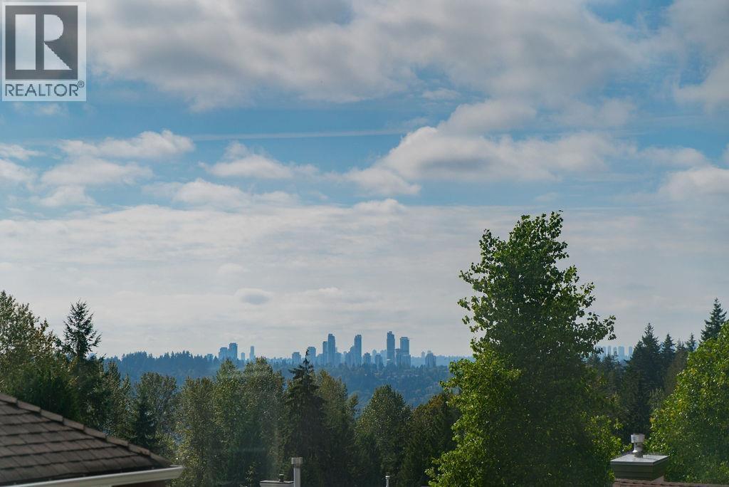 7 CEDARWOOD COURT, Port Moody
