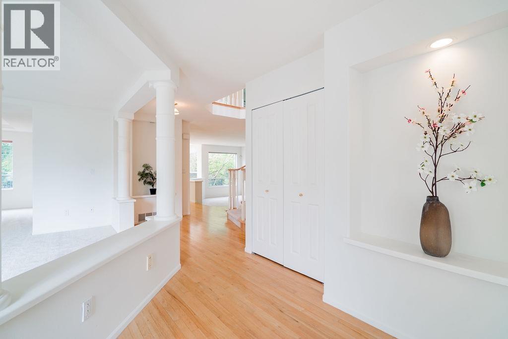 7 CEDARWOOD COURT, Port Moody