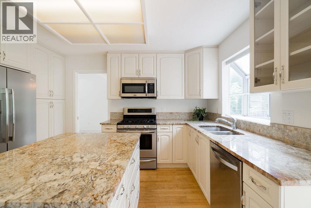 7 CEDARWOOD COURT, Port Moody