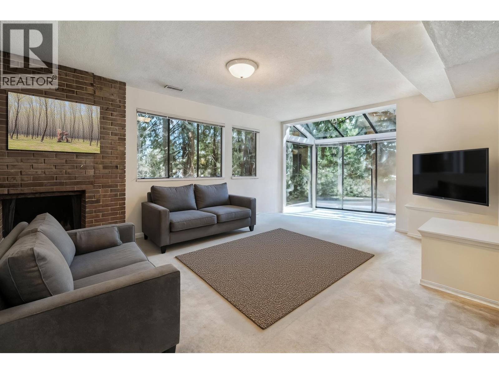 4706 MEADFEILD ROAD, West Vancouver