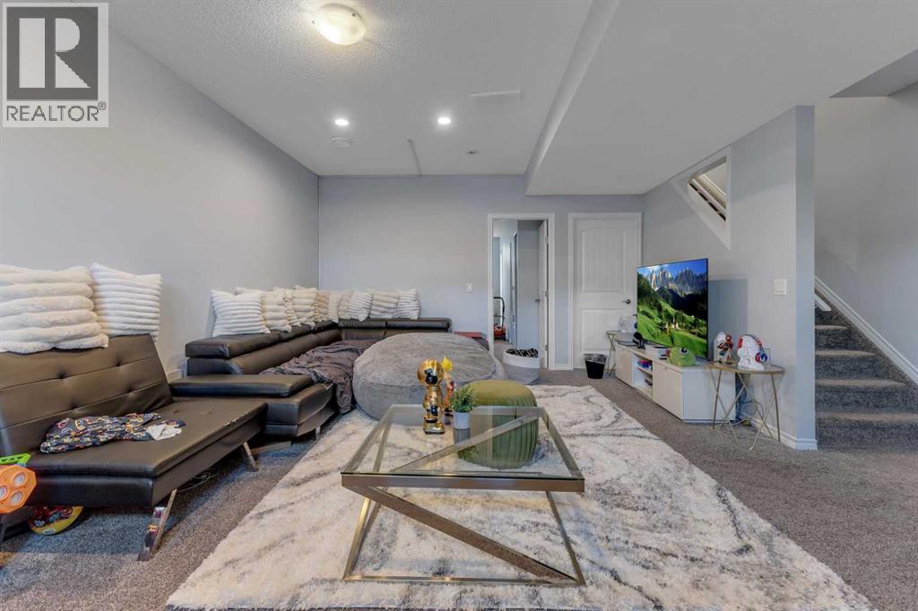 Single Family House for Sale in  Redstone Drive NE Redstone Calgary 