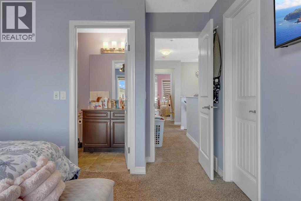 Single Family House for Sale in  Redstone Drive NE Redstone Calgary 