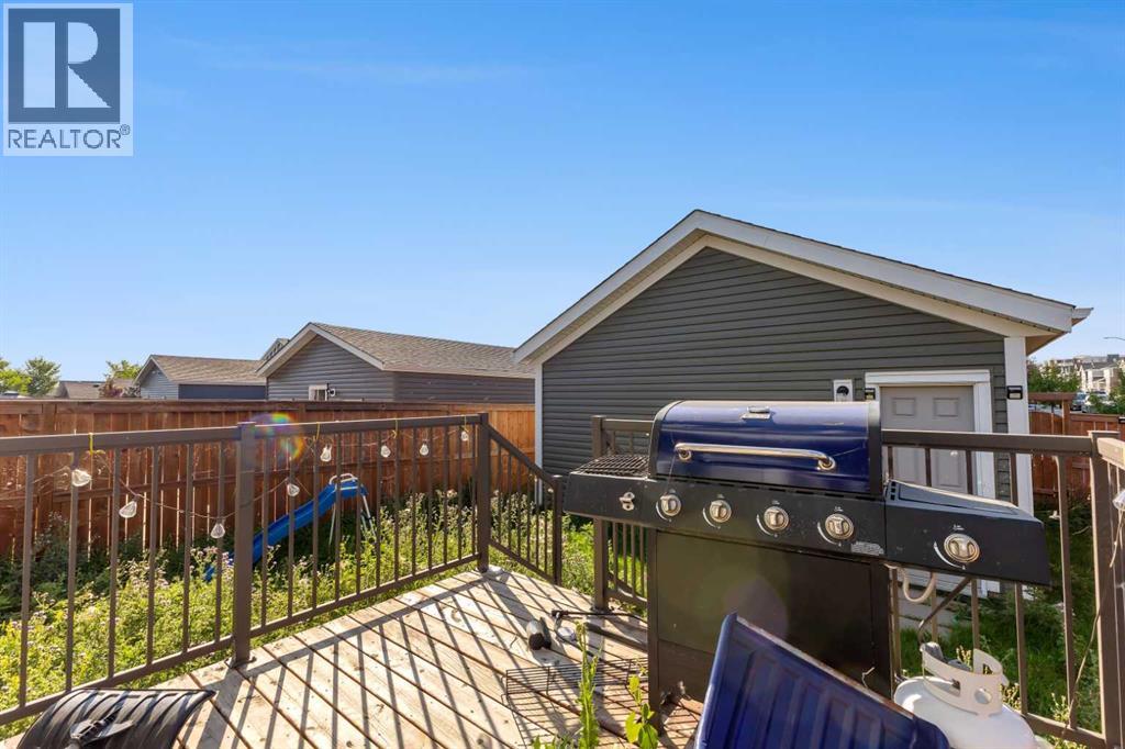 Single Family House for Sale in  Redstone Drive NE Redstone Calgary 