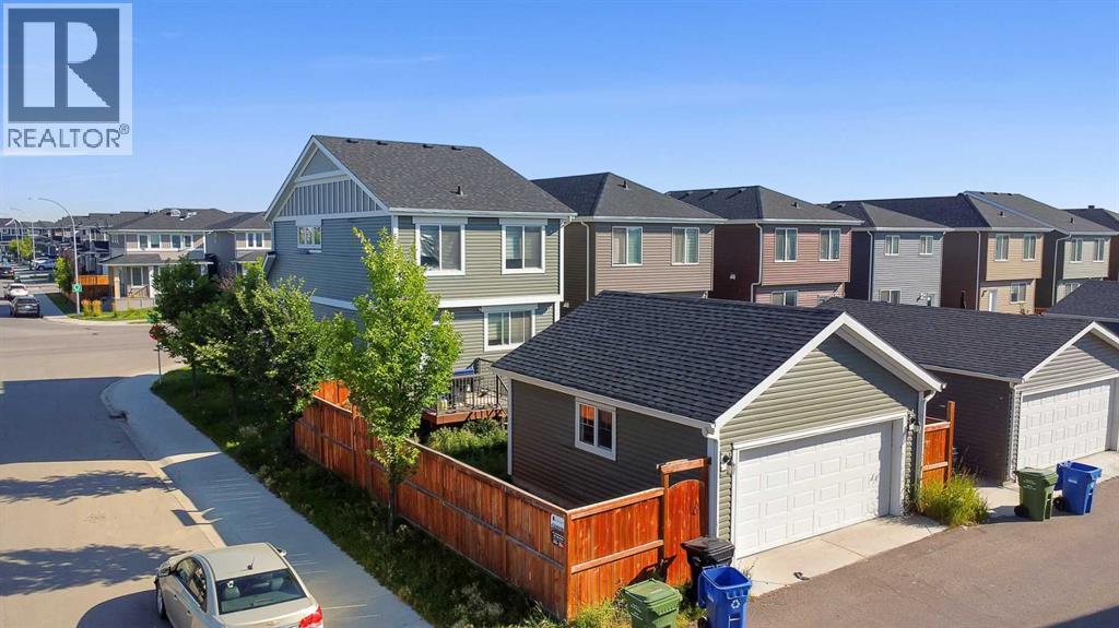 Single Family House for Sale in  Redstone Drive NE Redstone Calgary 