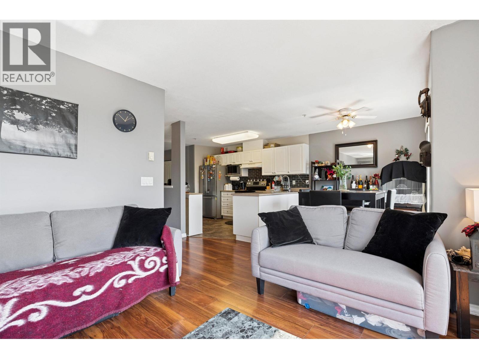 405 22230 NORTH AVENUE, Maple Ridge