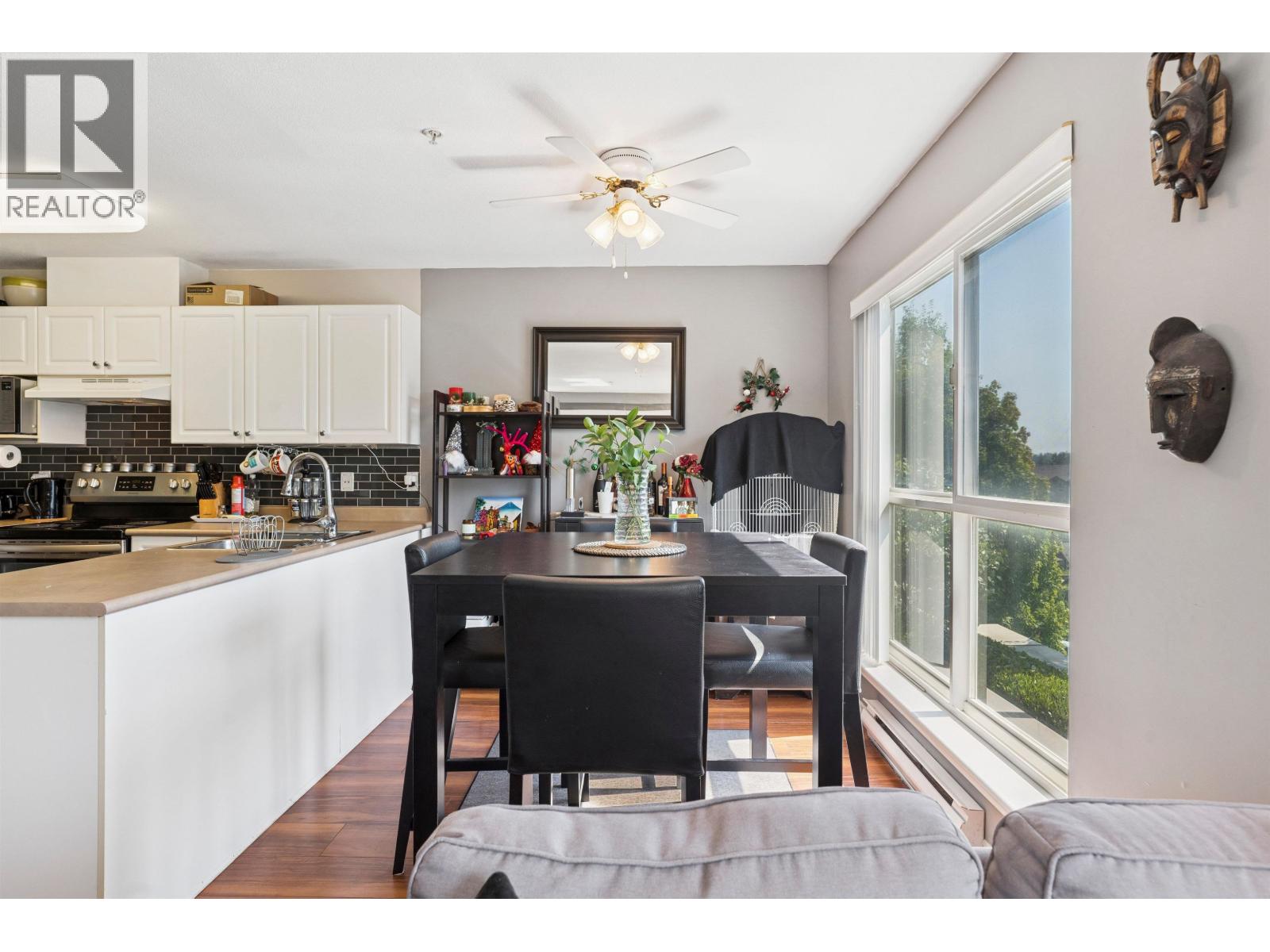 405 22230 NORTH AVENUE, Maple Ridge