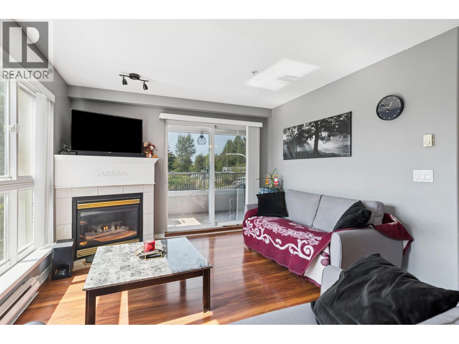 405 22230 NORTH AVENUE, Maple Ridge
