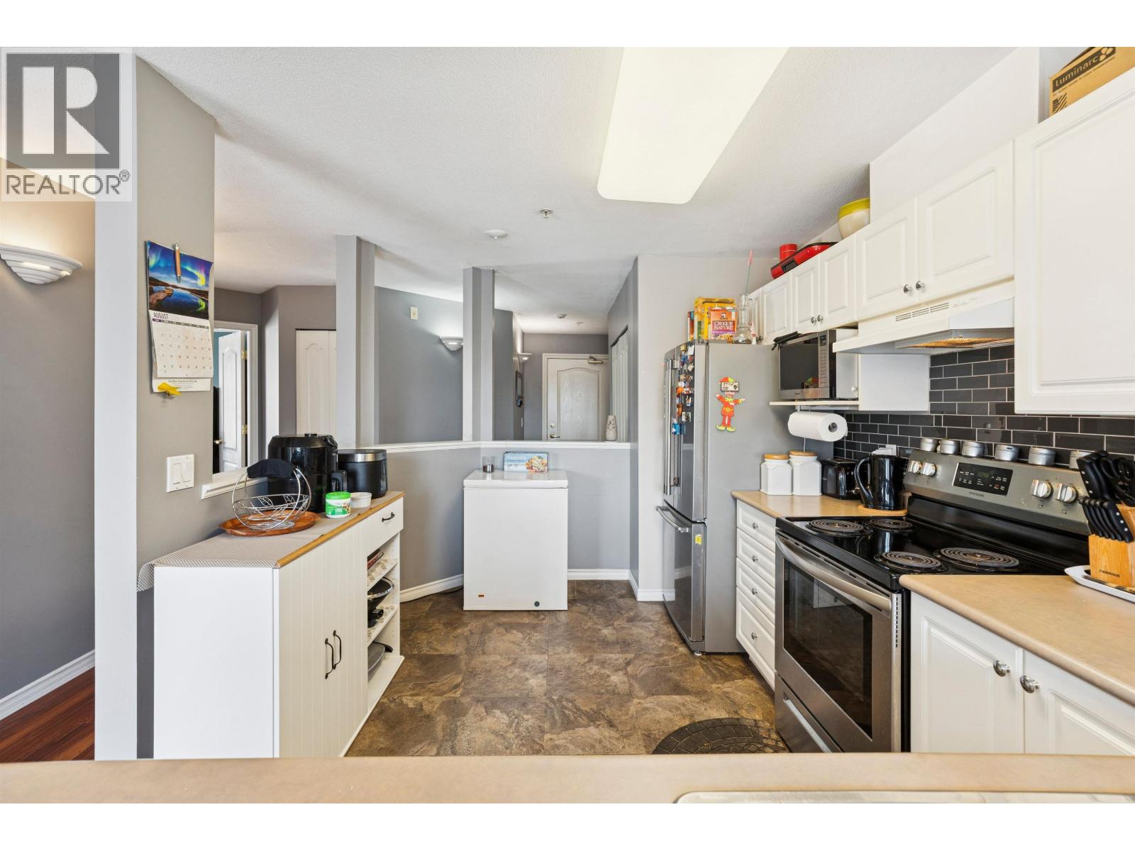 405 22230 NORTH AVENUE, Maple Ridge
