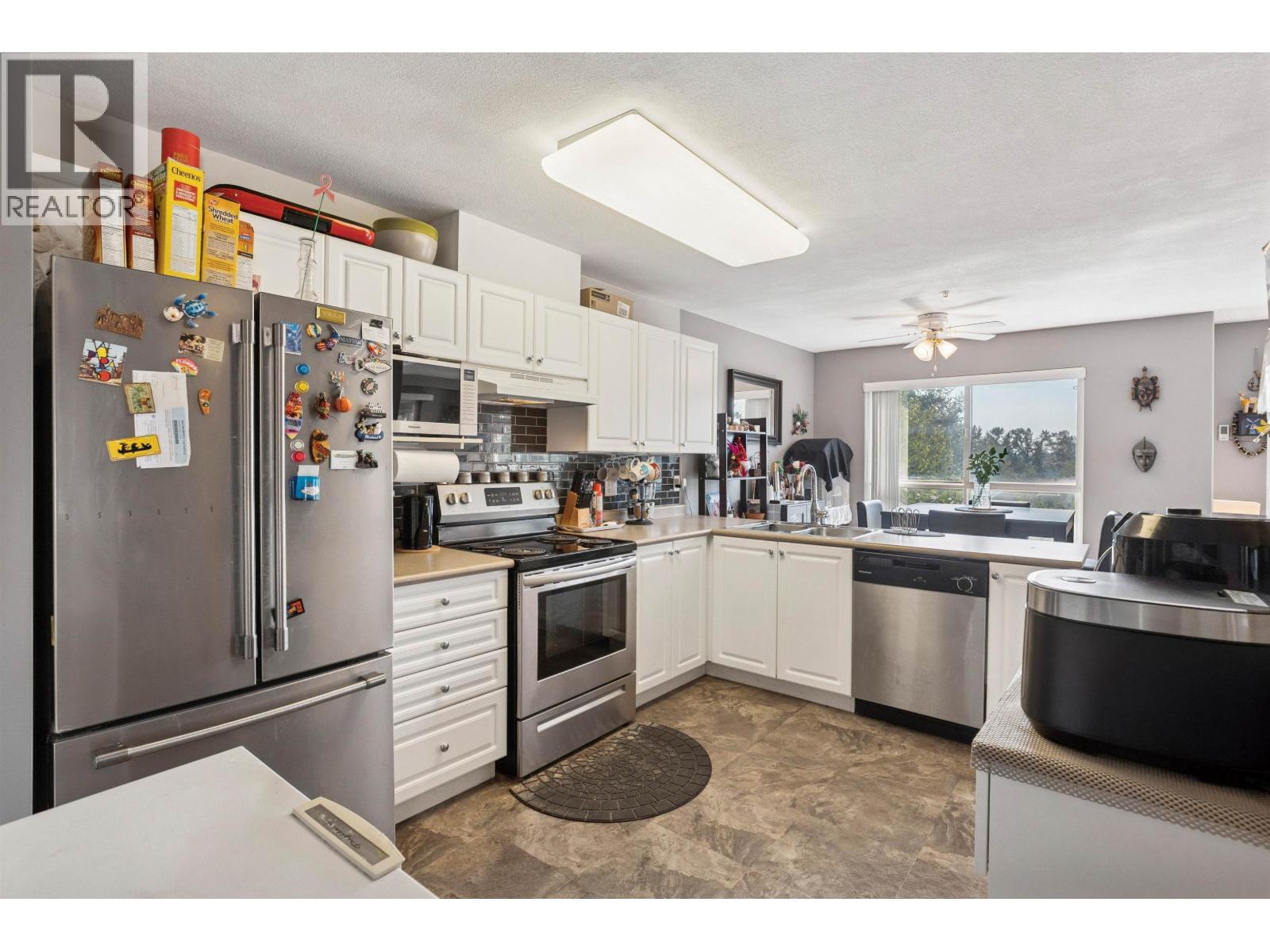 405 22230 NORTH AVENUE, Maple Ridge