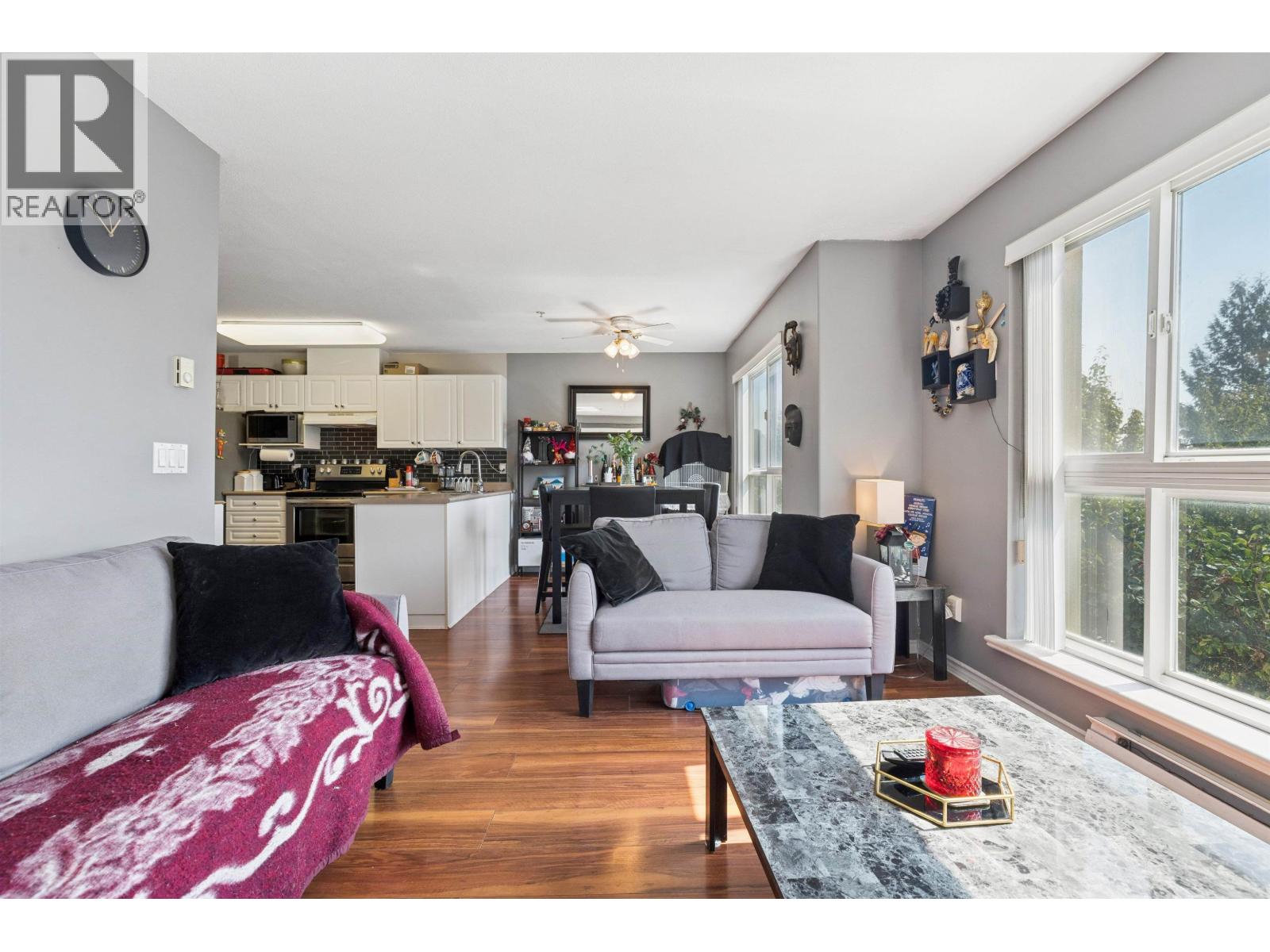 405 22230 NORTH AVENUE, Maple Ridge