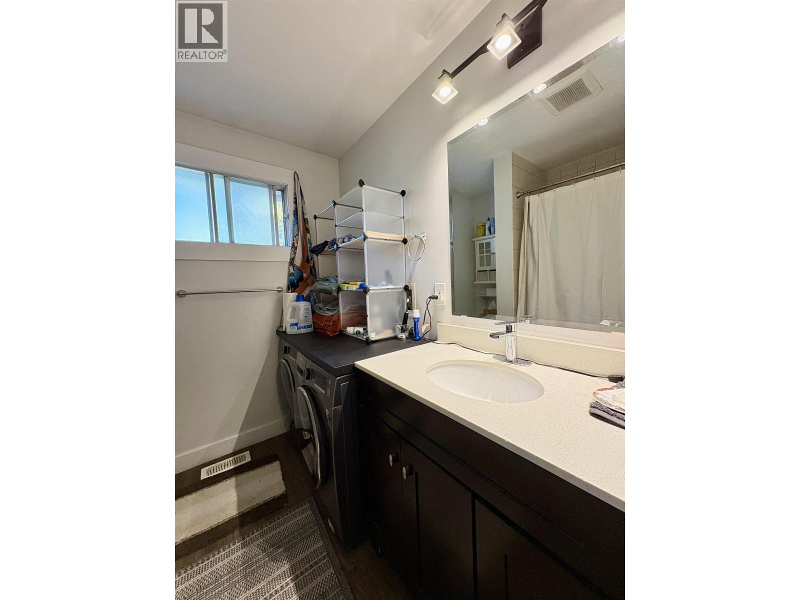 7650 LOYOLA DRIVE, Prince George