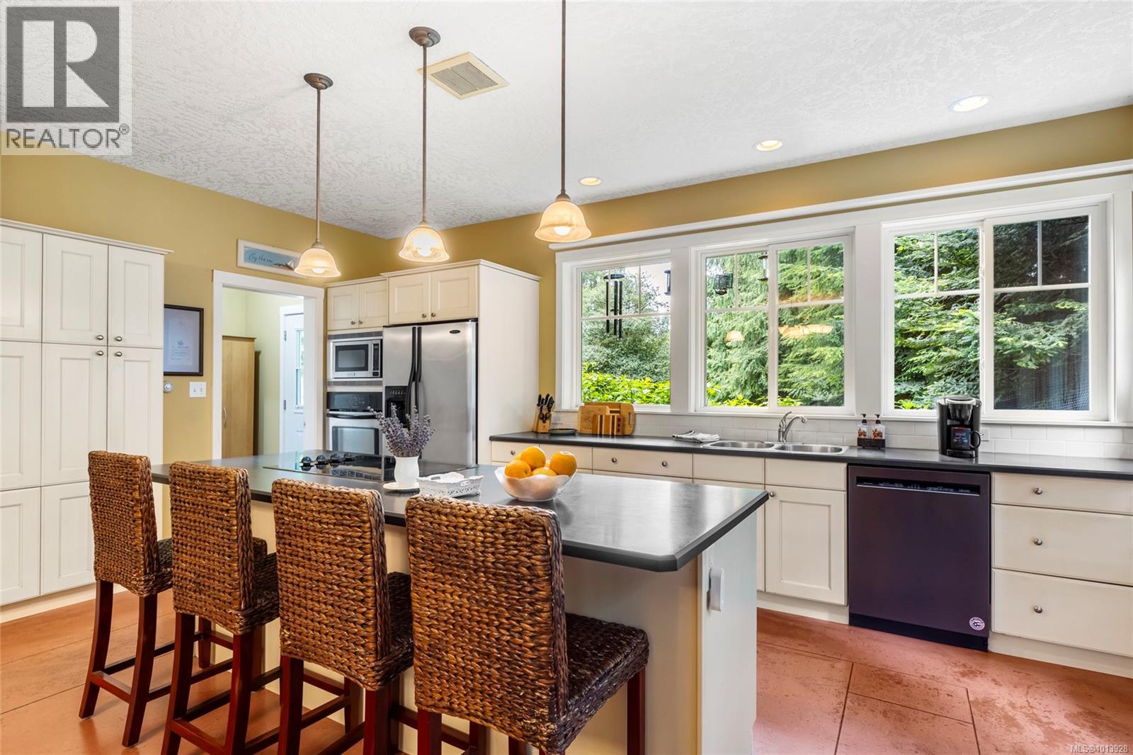  6280 Sooke Road, Sooke