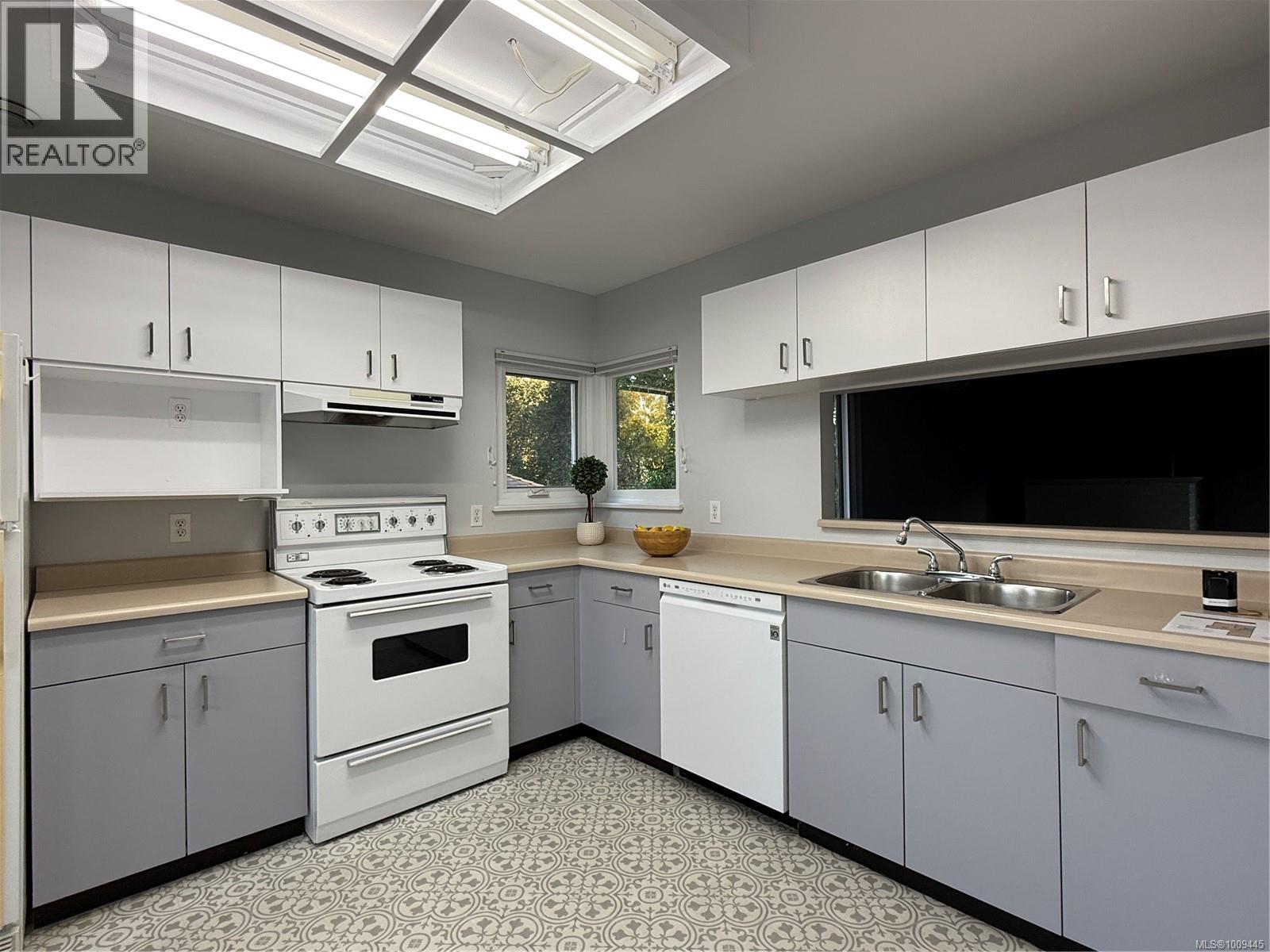 17 4120 Interurban Road, Saanich