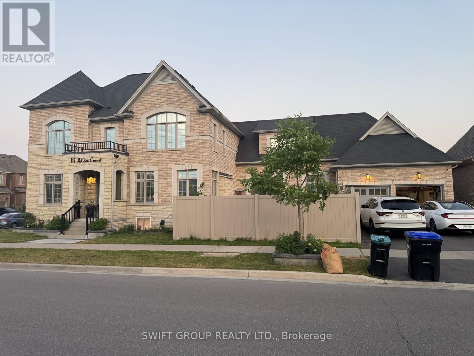147 MCCANN CRESCENT - 2