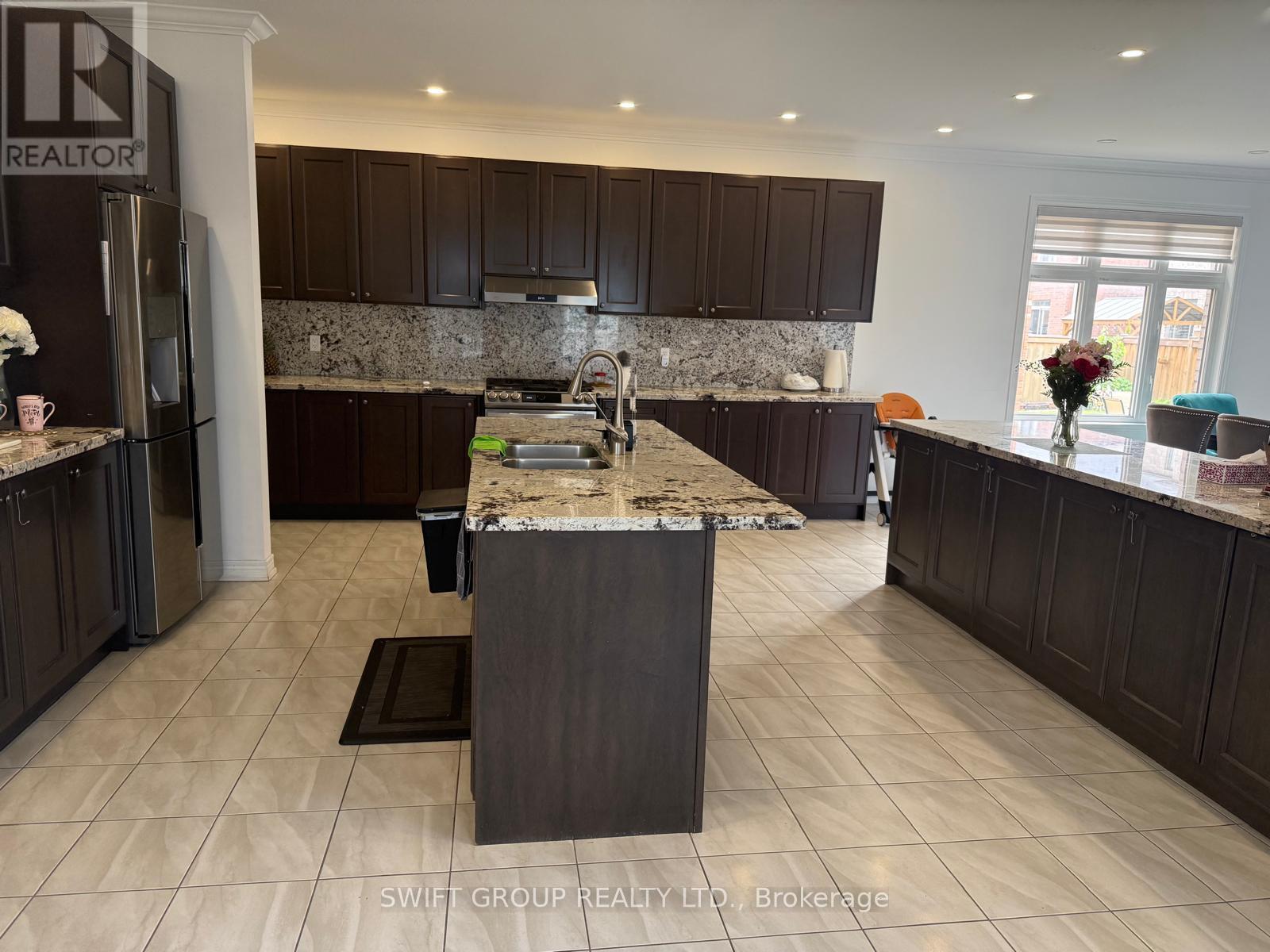 147 MCCANN CRESCENT - 26