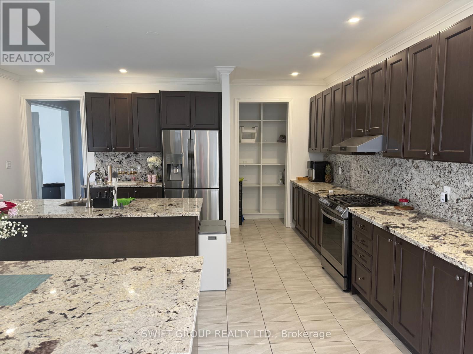 147 MCCANN CRESCENT - 29