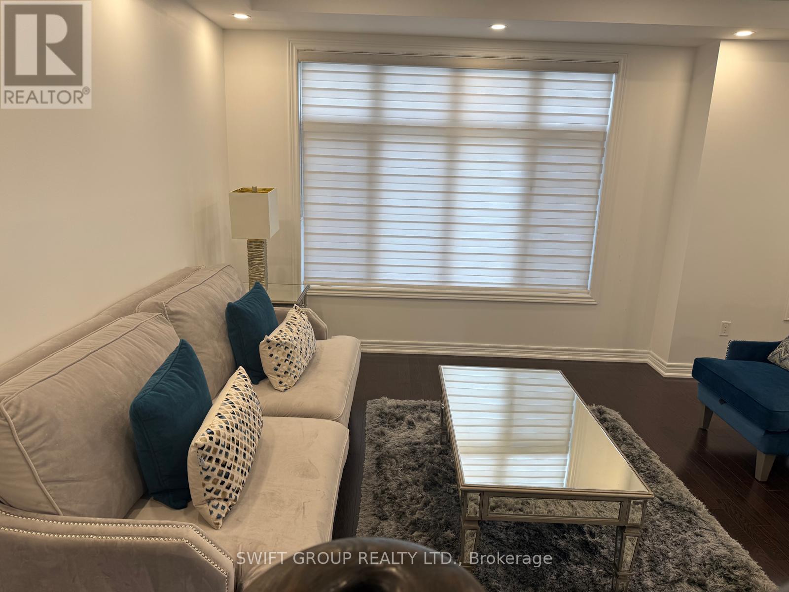 147 MCCANN CRESCENT - 35