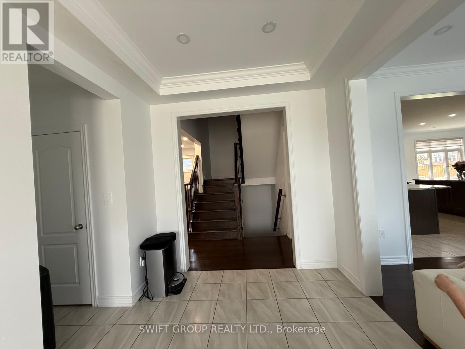 147 MCCANN CRESCENT - 45