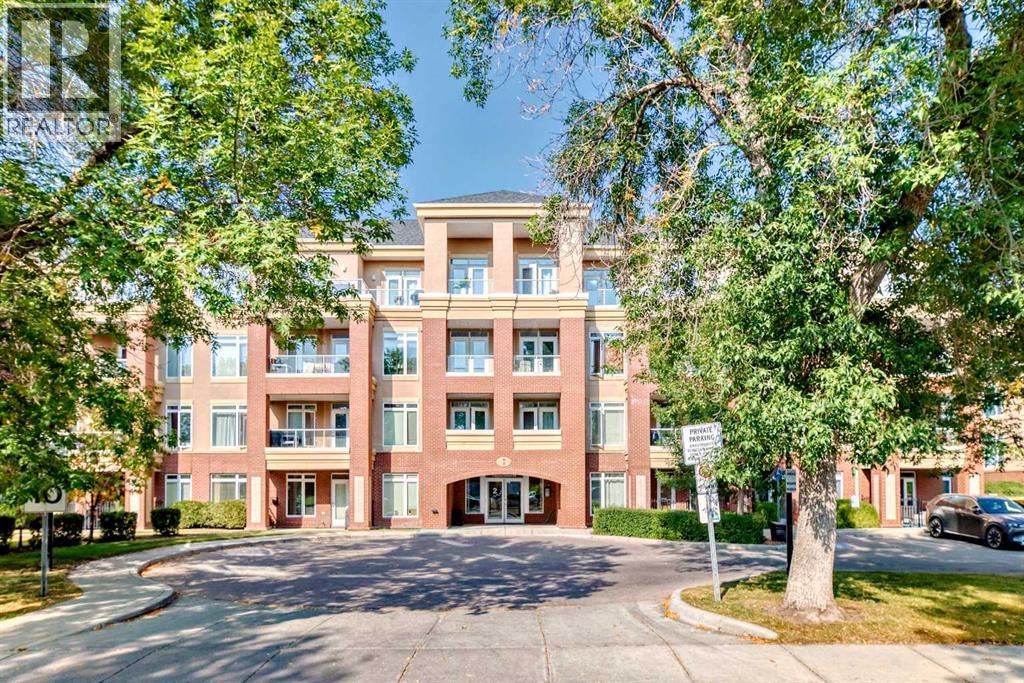 Single Family House for Sale in   Hemlock Crescent SW Spruce Cliff Calgary 