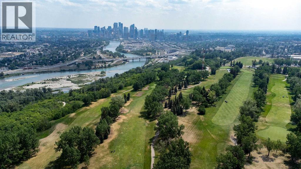 Single Family House for Sale in   Hemlock Crescent SW Spruce Cliff Calgary 