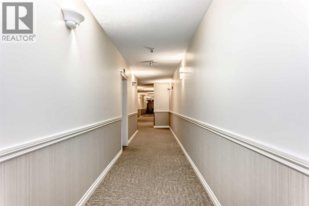Single Family House for Sale in   Hemlock Crescent SW Spruce Cliff Calgary 