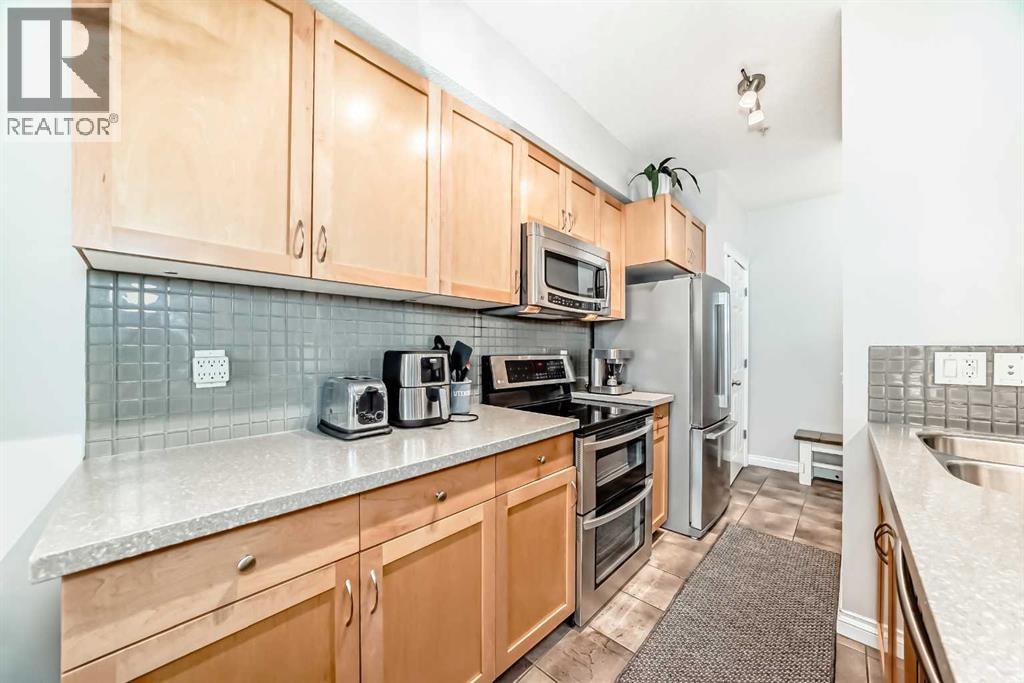 Single Family House for Sale in   Hemlock Crescent SW Spruce Cliff Calgary 