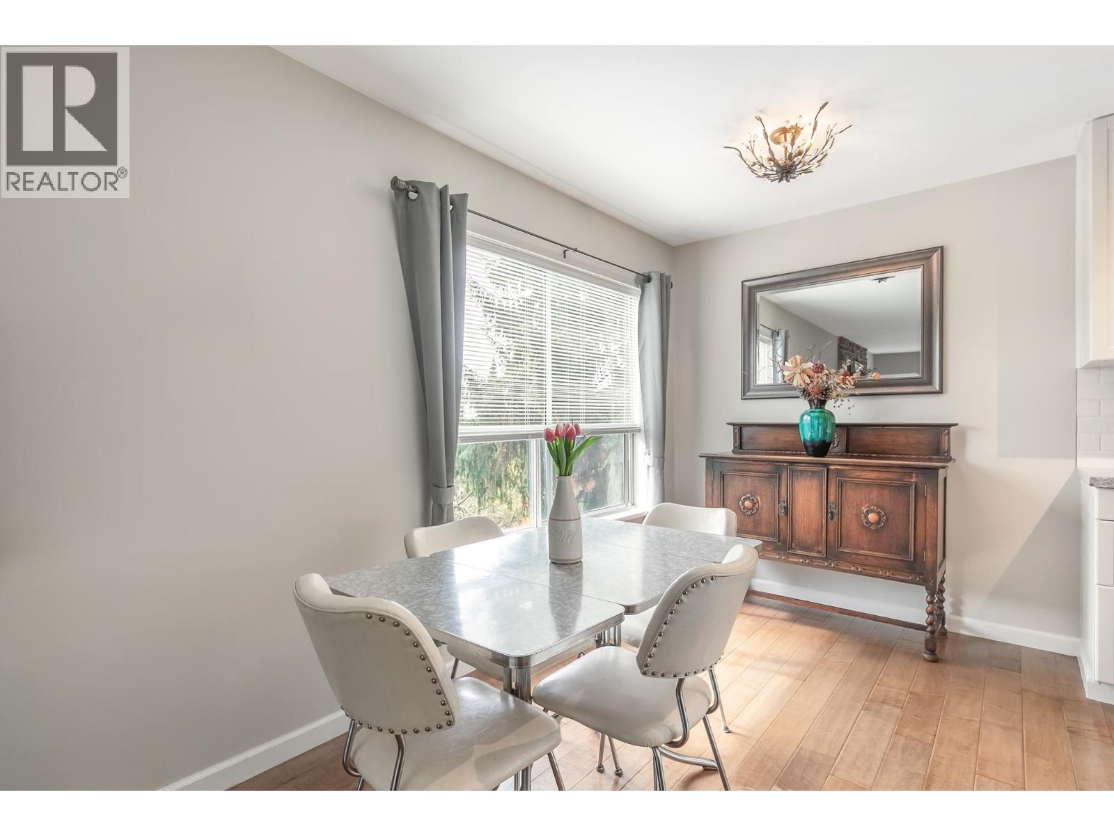 213 230 MOWAT STREET, New Westminster