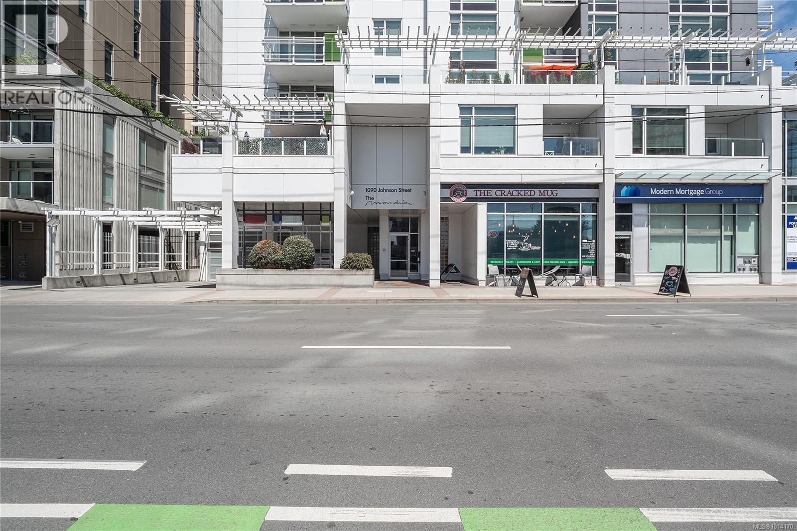 408 1090 Johnson Street, Victoria