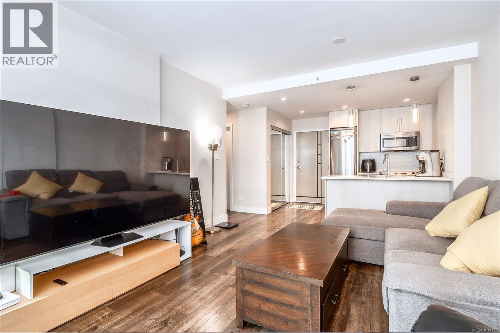 408 1090 Johnson Street, Victoria