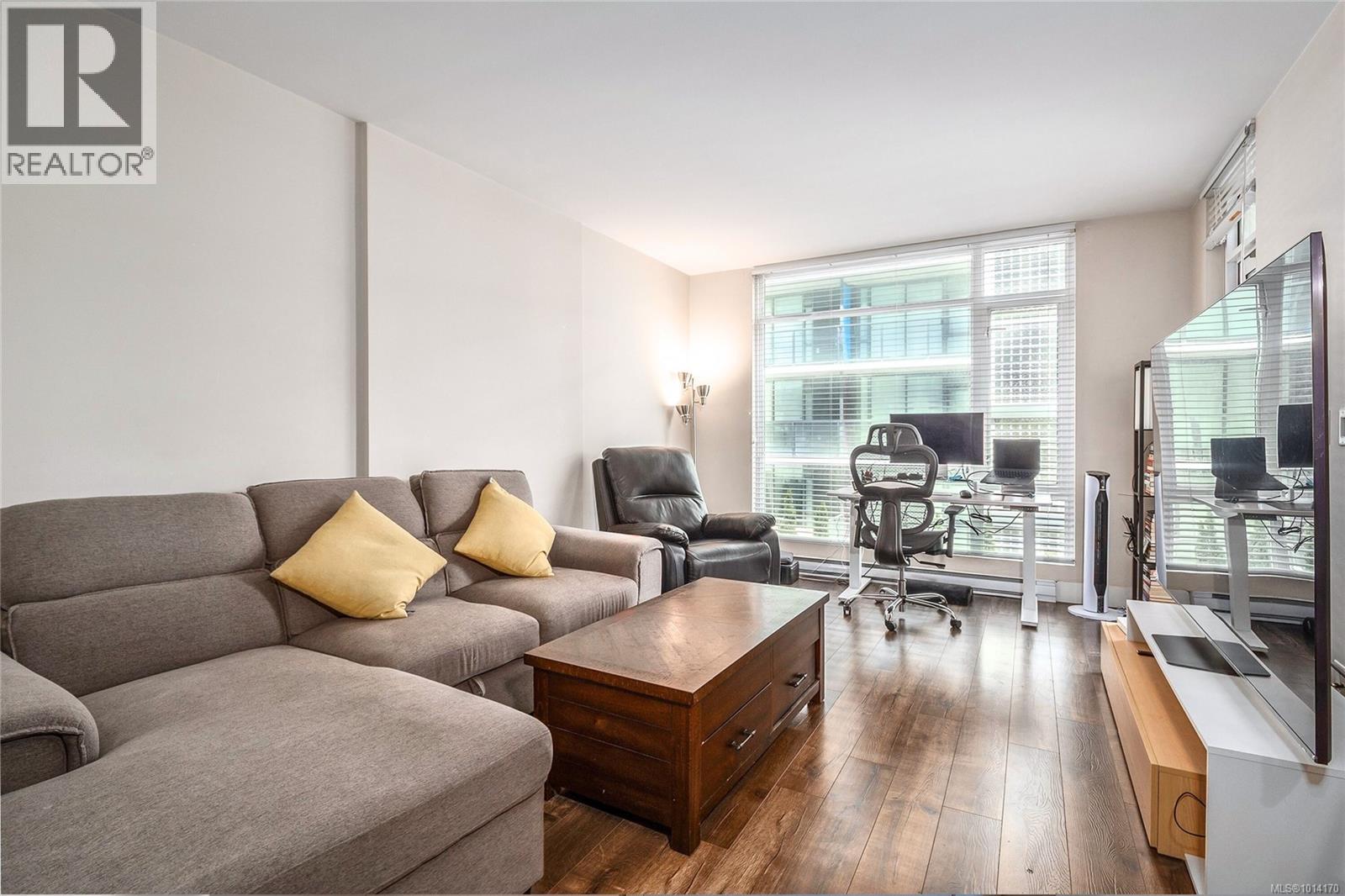 408 1090 Johnson Street, Victoria