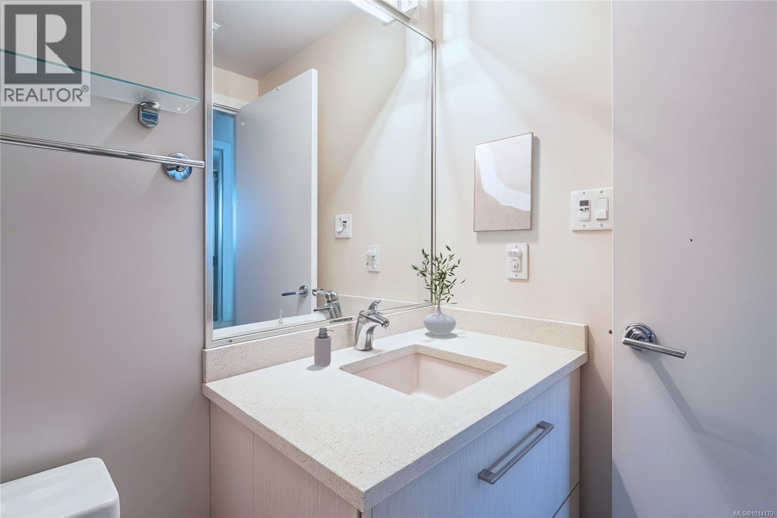 408 1090 Johnson Street, Victoria