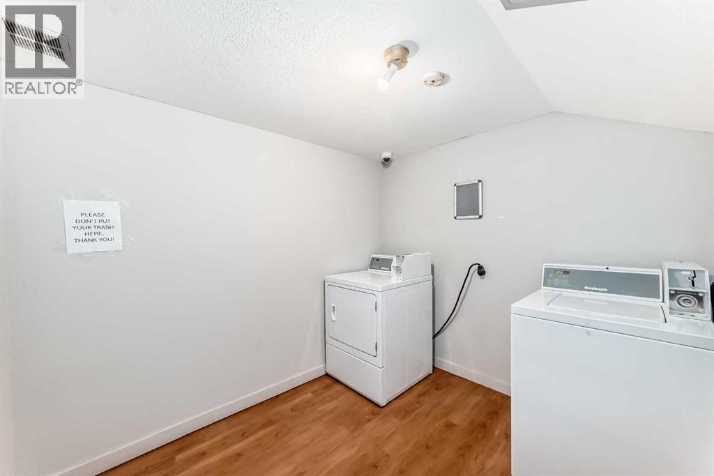 Single Family House for Sale in    Street NW Bowness Calgary 