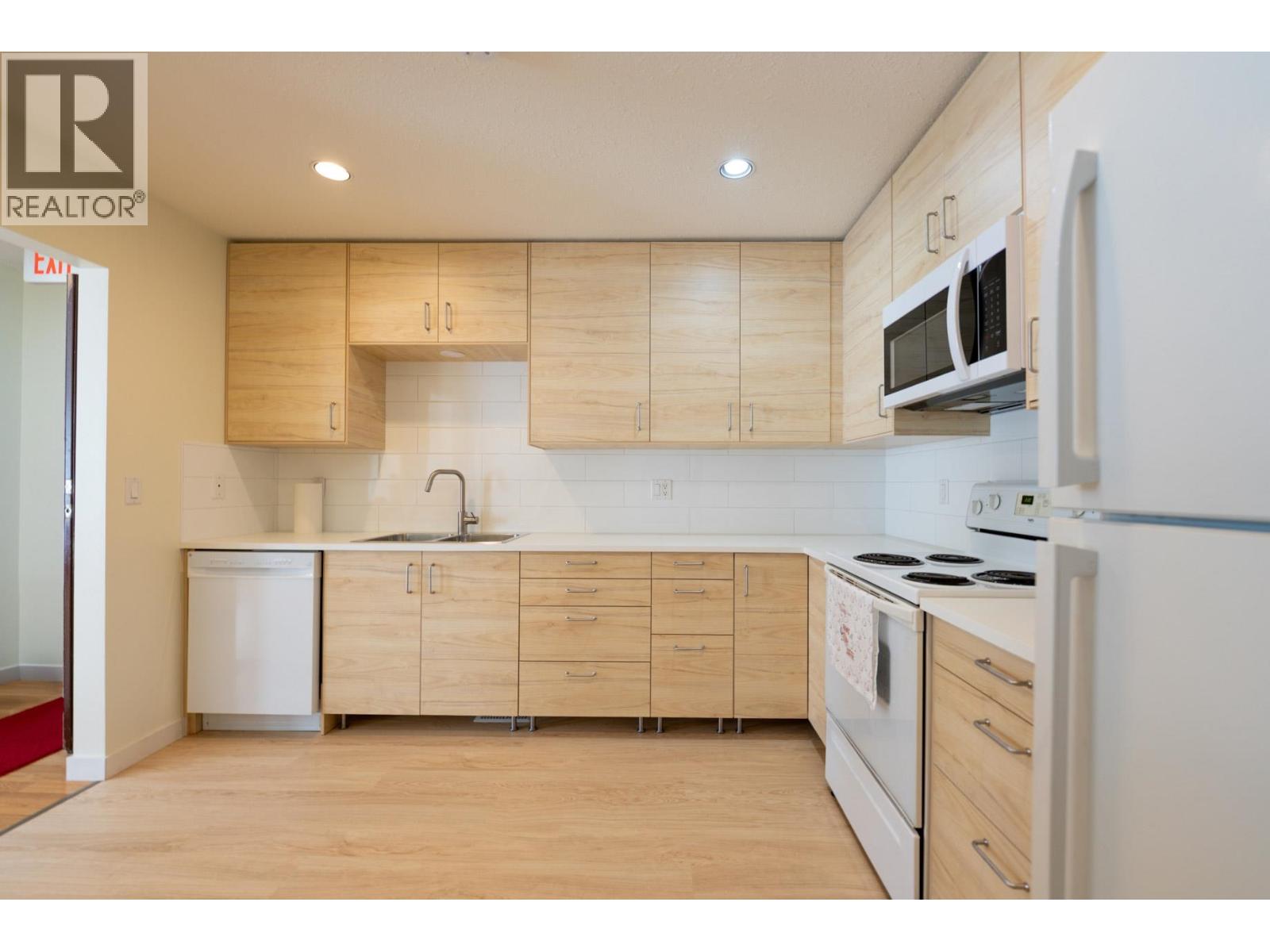 773 PRAIRIE AVENUE, Port Coquitlam