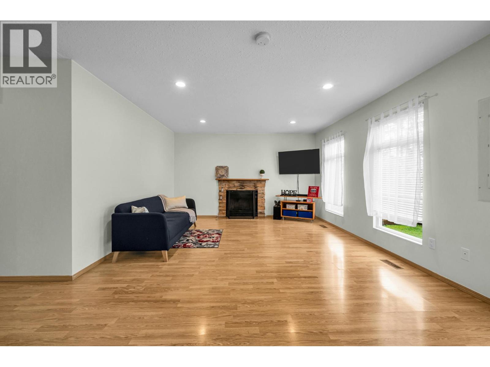 773 PRAIRIE AVENUE, Port Coquitlam