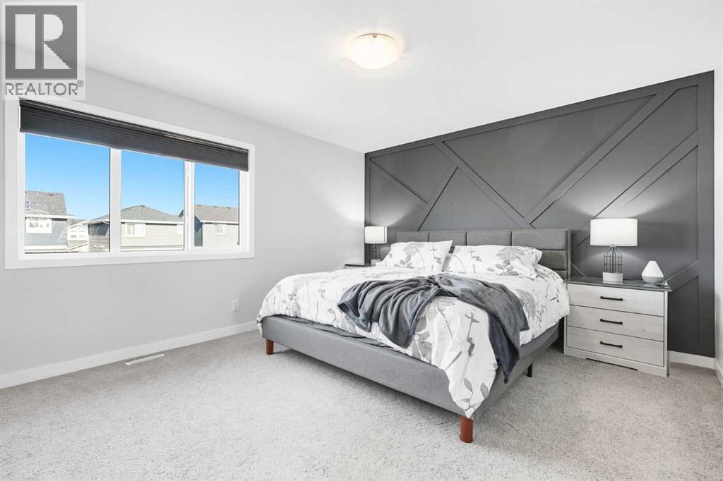 305 Sundown Road, Cochrane