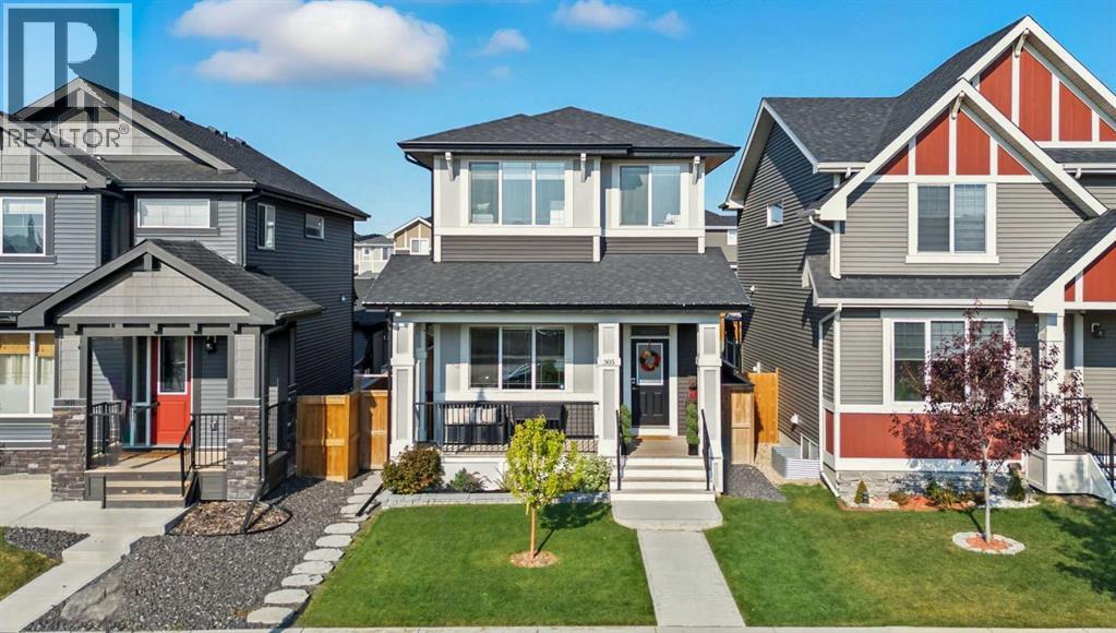 305 Sundown Road, Cochrane