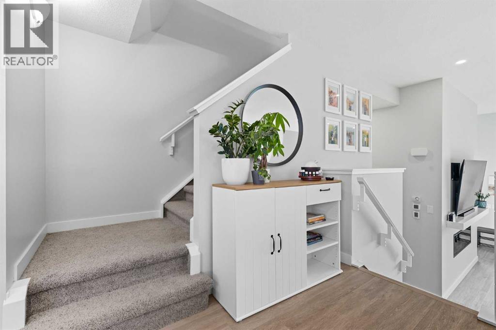 305 Sundown Road, Cochrane