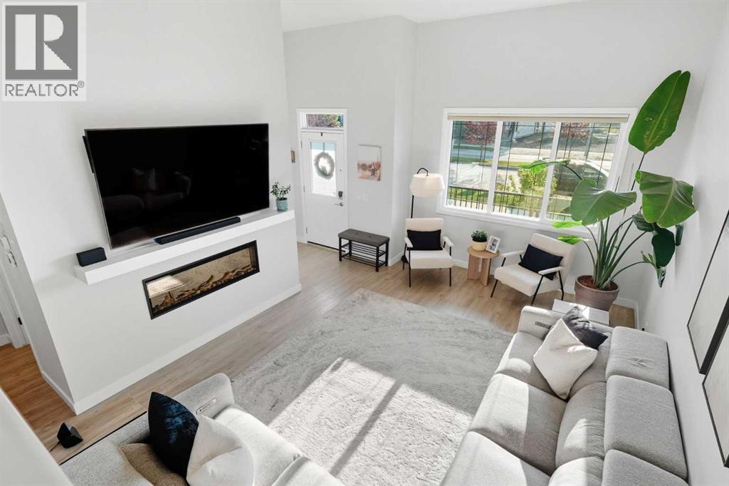 305 Sundown Road, Cochrane
