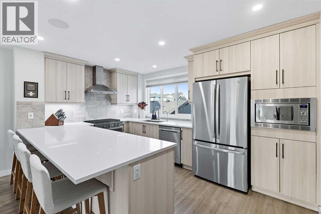 305 Sundown Road, Cochrane