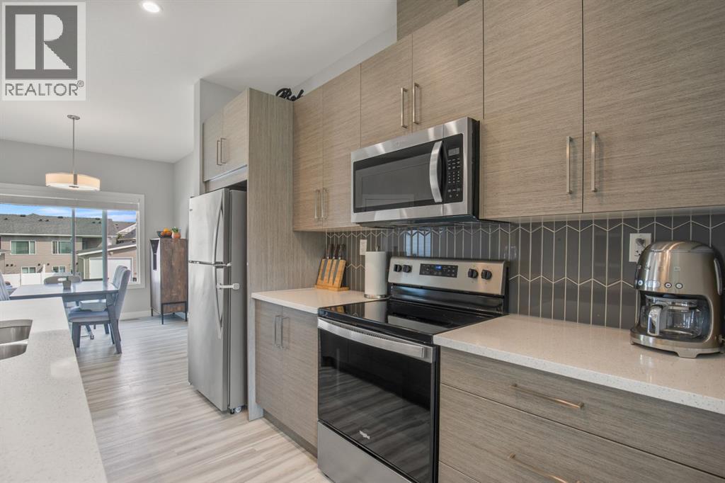 Single Family House Bi-level for Sale in  Evergreen Way Evergreen Red Deer 