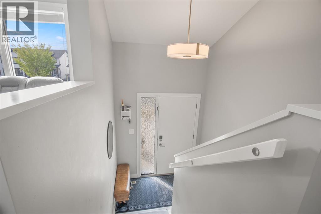 Single Family House Bi-level for Sale in  Evergreen Way Evergreen Red Deer 