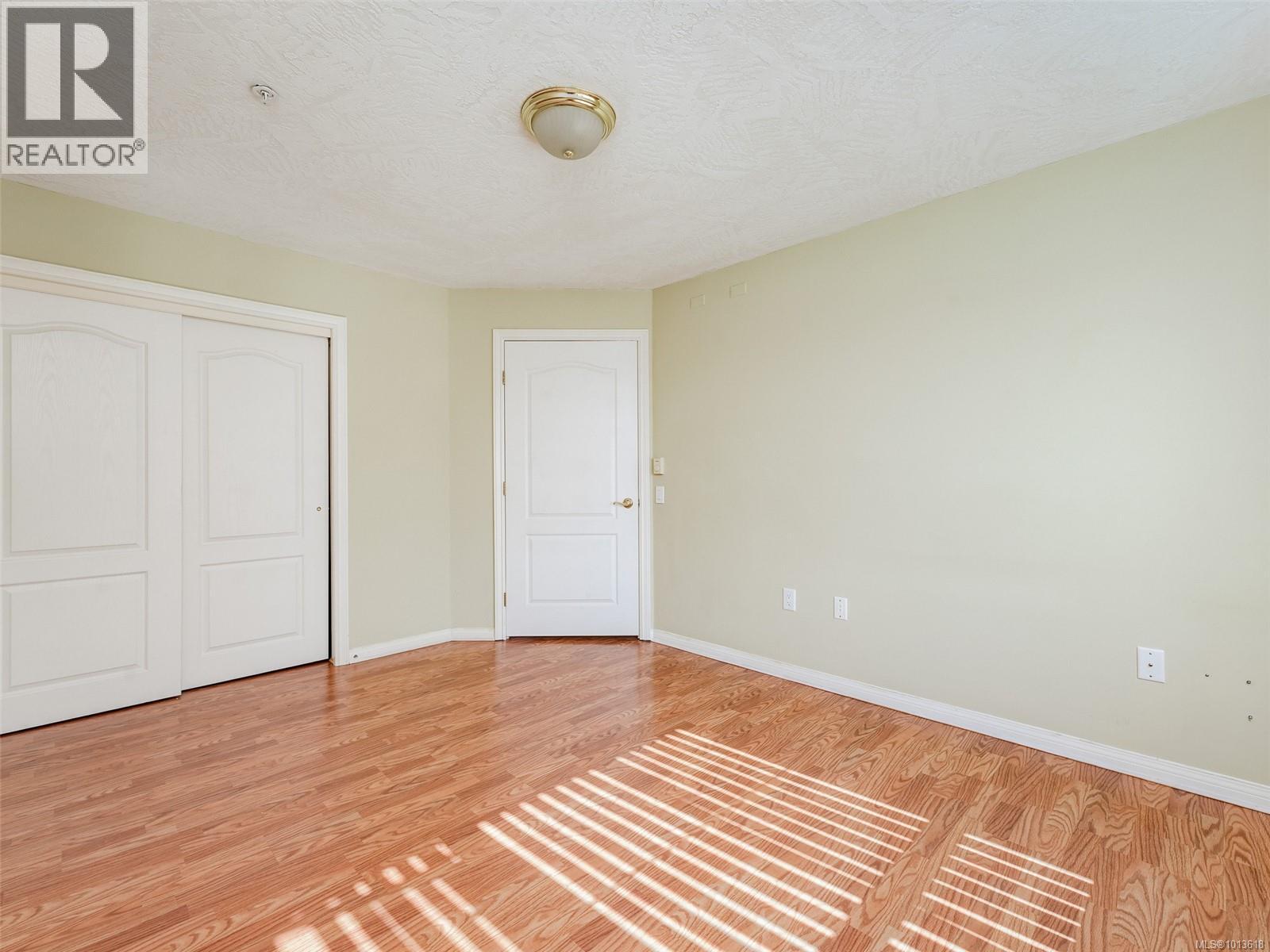 413 3133 Tillicum Rd, Saanich