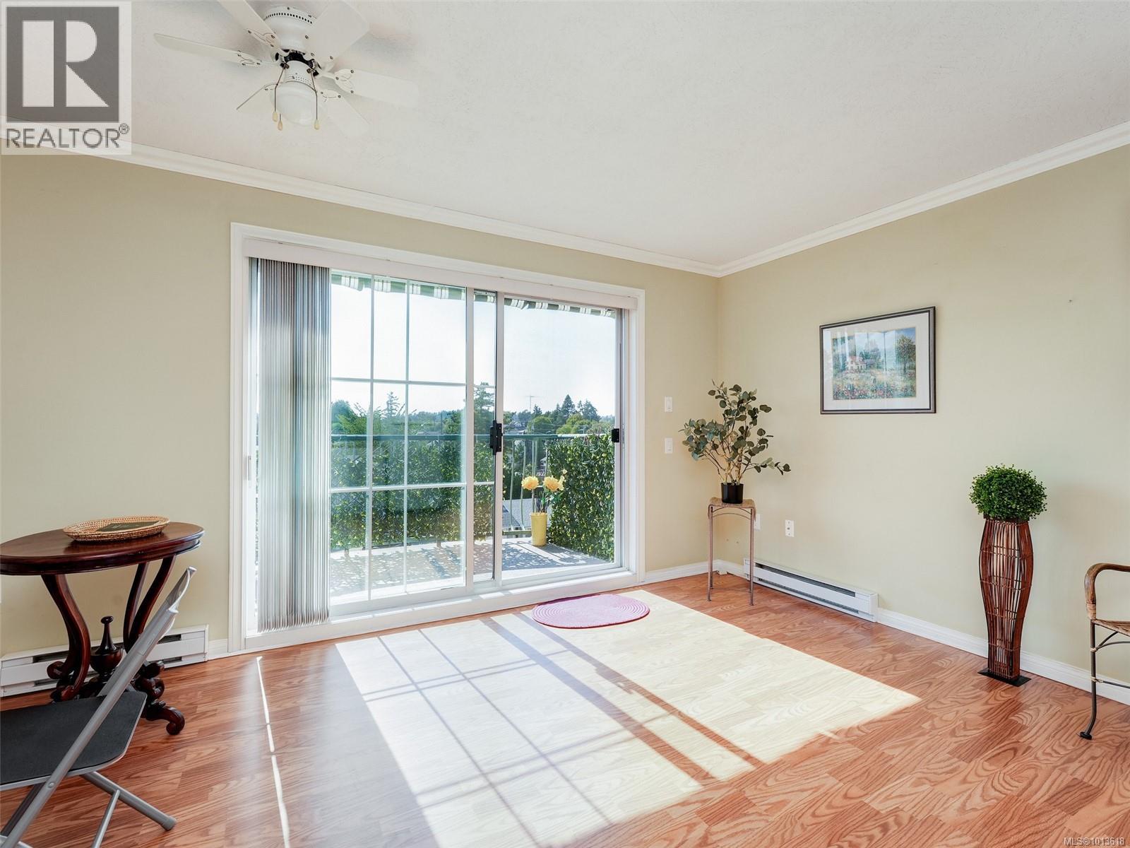 413 3133 Tillicum Rd, Saanich