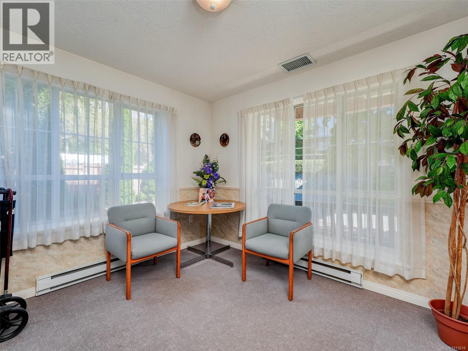 413 3133 Tillicum Rd, Saanich