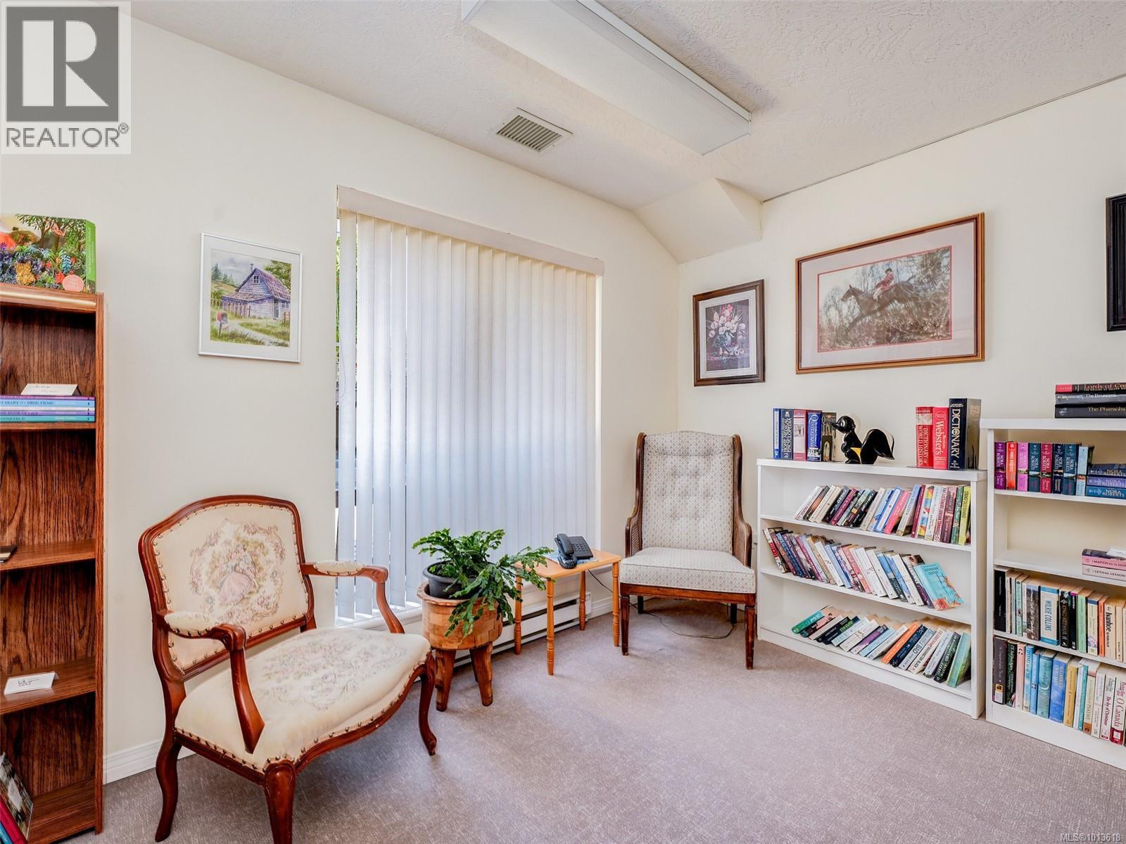 413 3133 Tillicum Rd, Saanich